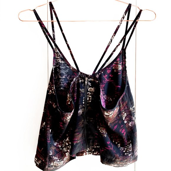 silence + noise / urban outfitters crop top - Picture 3 of 5